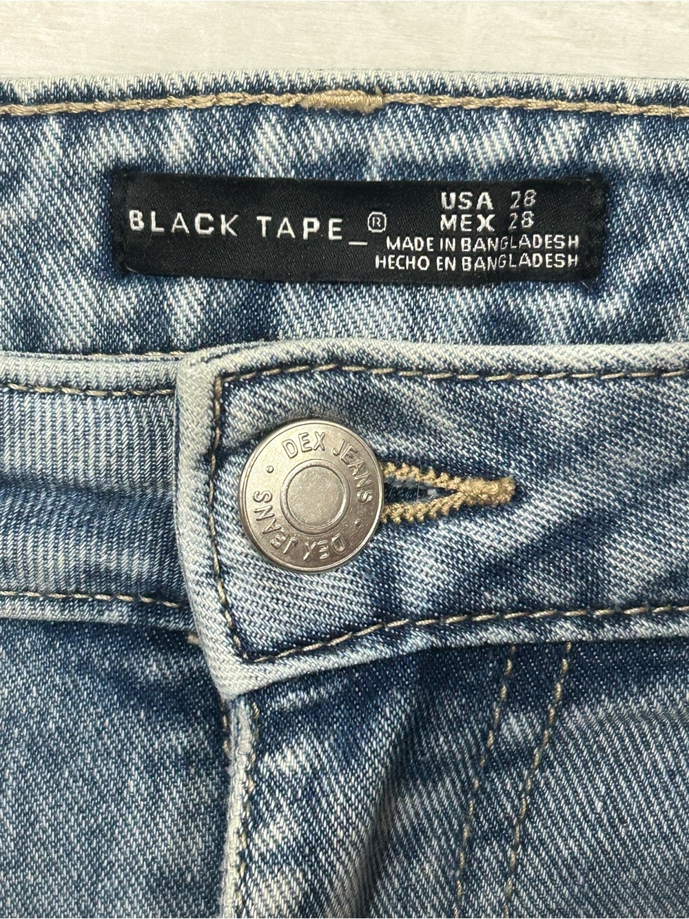 Black Tape_ High-Rise Slim Leg Women’s Skinny Jeans in Faded Blue size 28 - Picture 2 of 3